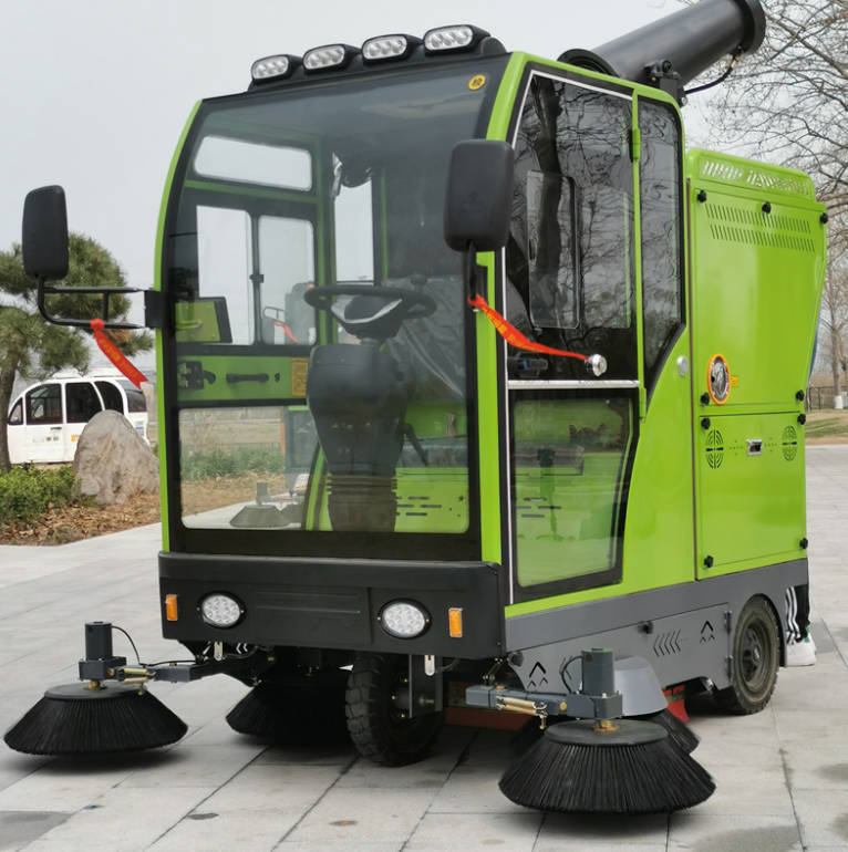 日照道路清洁广泛应用电动环卫清扫车