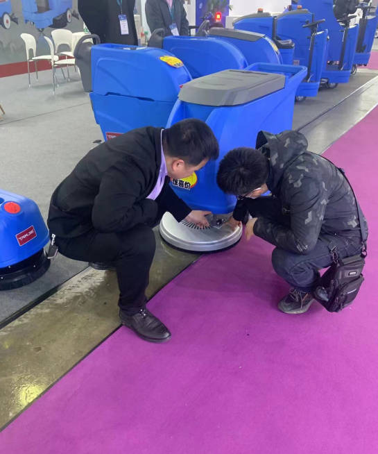 日照小型电动洗地机是否适合用于环卫保洁